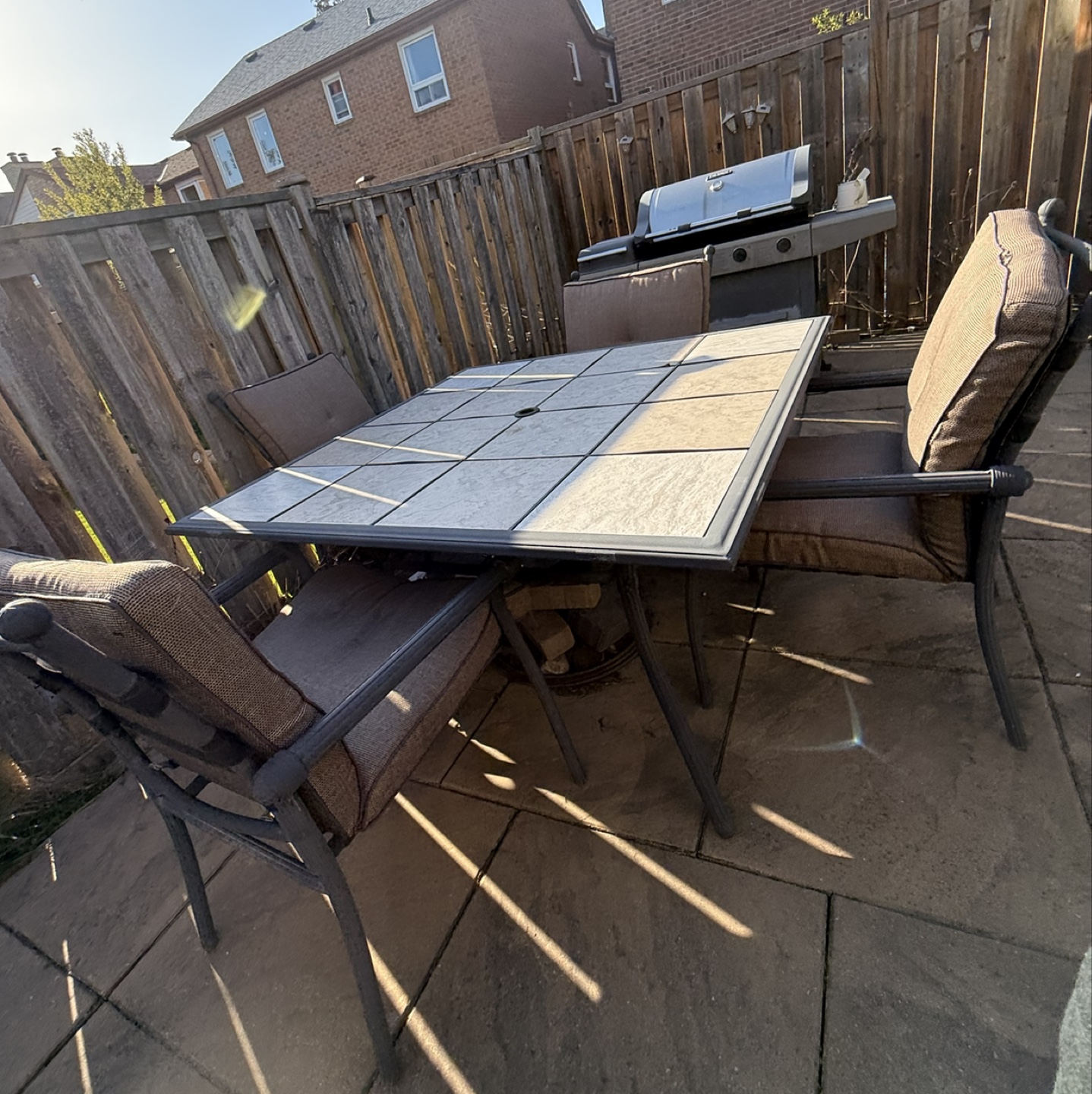 Patio dining set - 4 chairs and table - photo 2