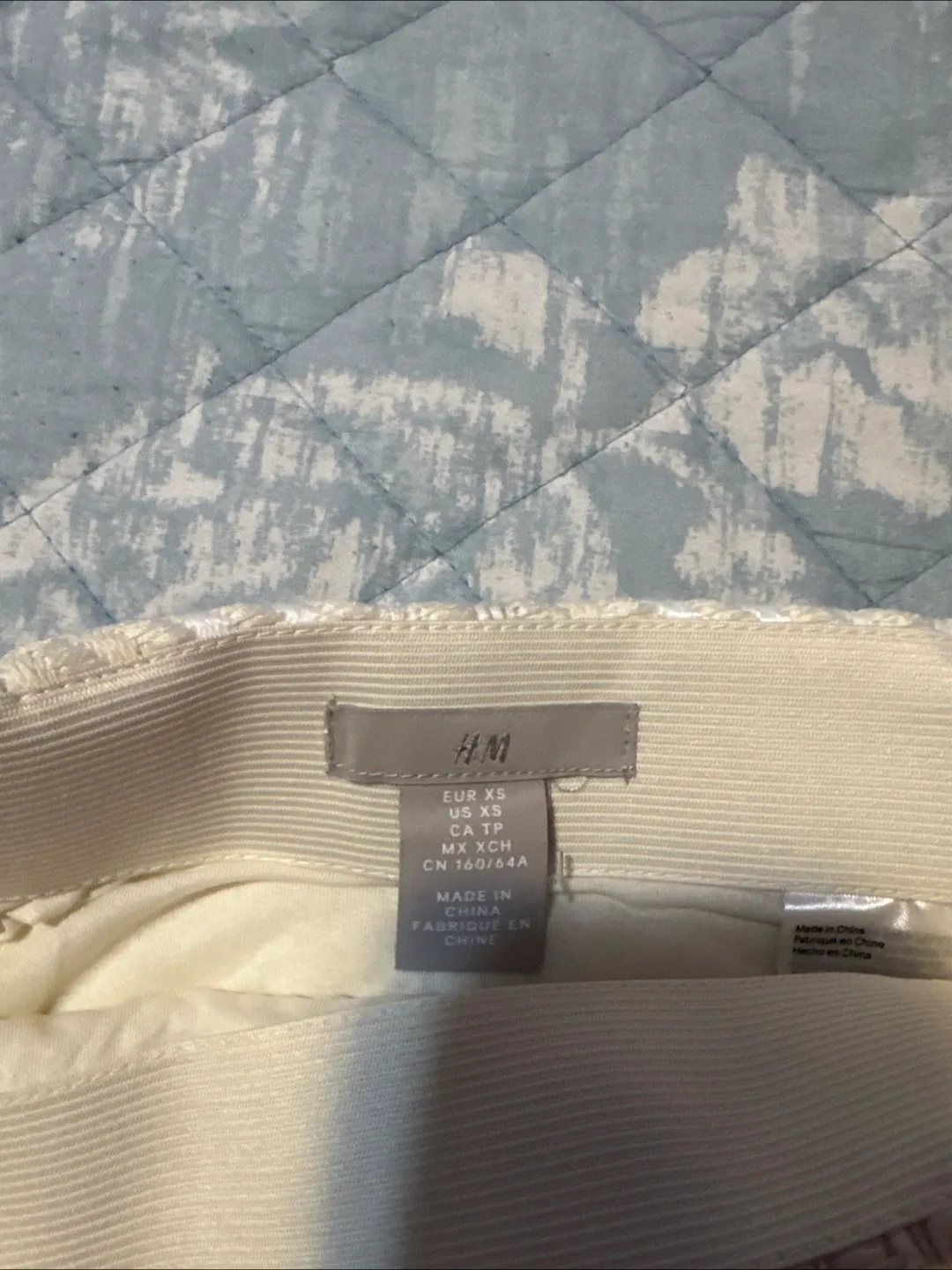 H&M Women's Mini Skirt Size XS image indicator(2)