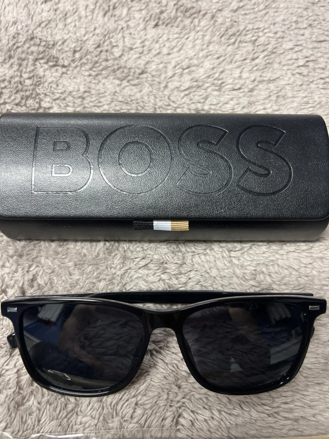 BOSS Sunglasses image indicator(2)