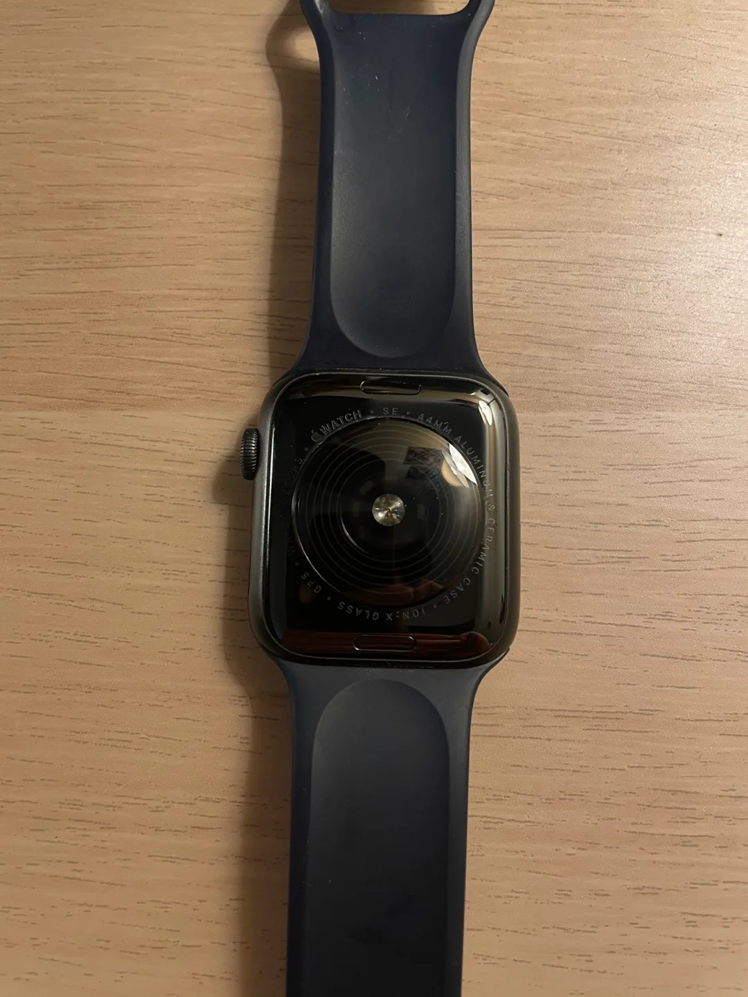 Apple Watch Series SE GPS 44mm Space Grey Midnight Sport Band image indicator(5)