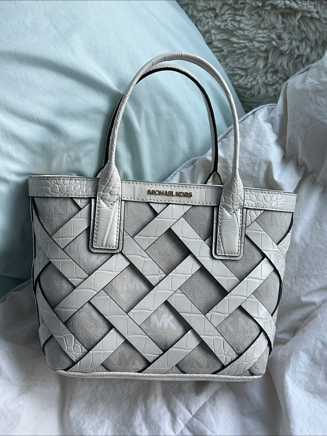 Michael Kors White Woven Leather Handbag thumbnail