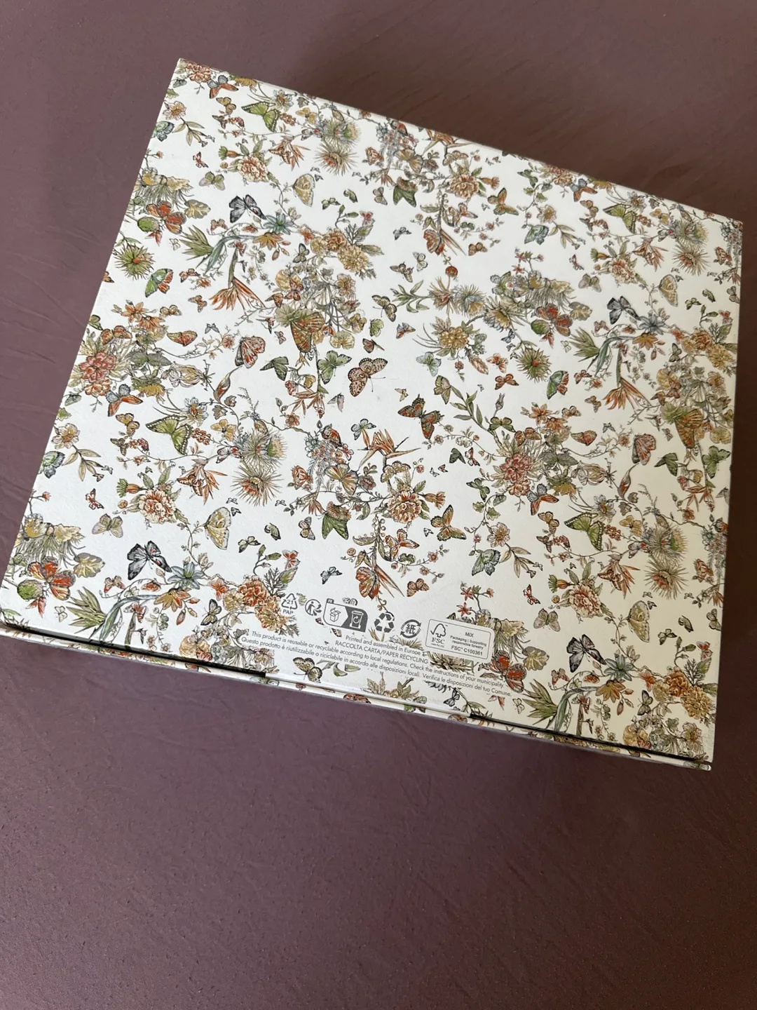 Christian Dior Gift Box image indicator(2)