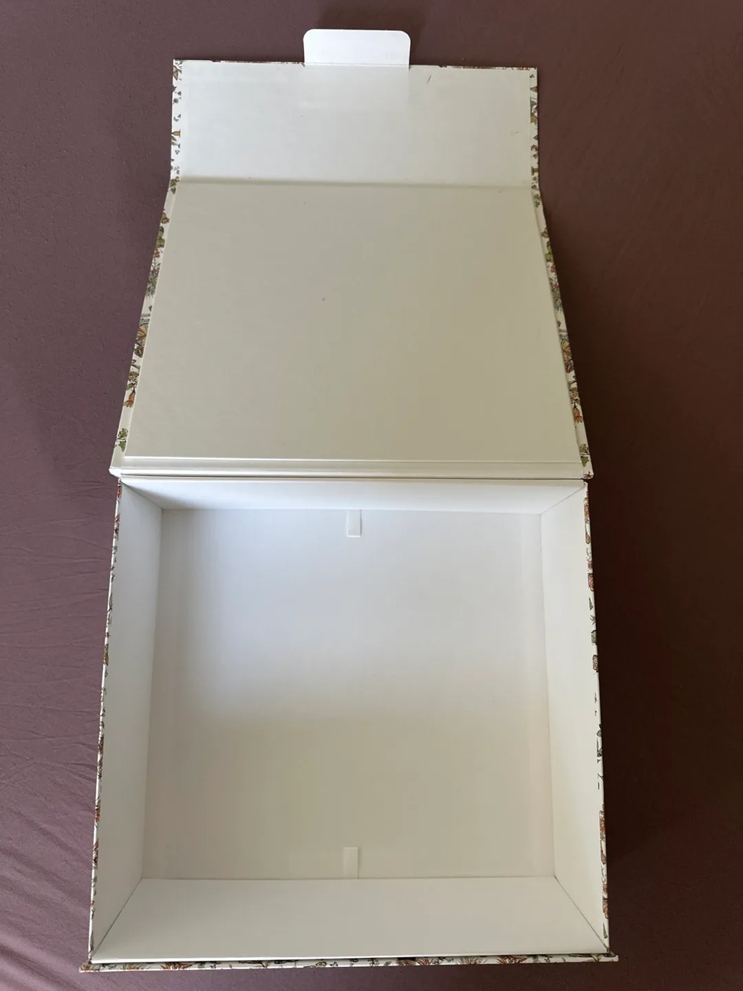 Christian Dior Gift Box image indicator(3)