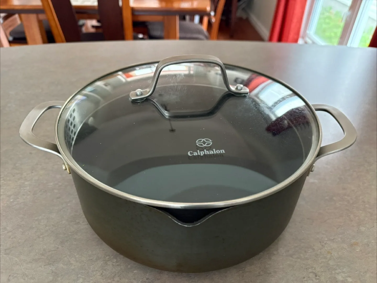 Calphalon 6-quart Covered Pot thumbnail