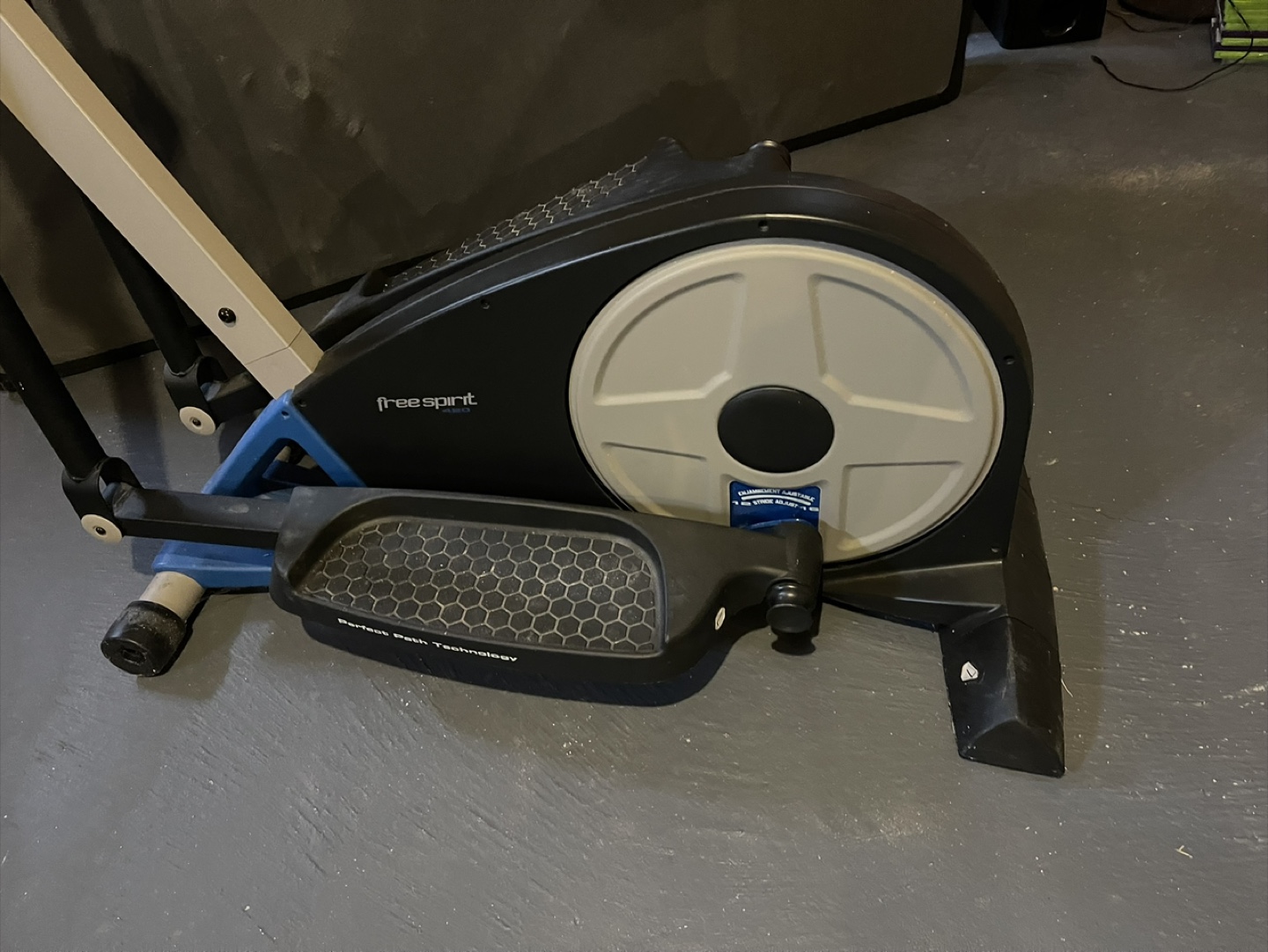 Free Spirit Elliptical Trainer - photo 2