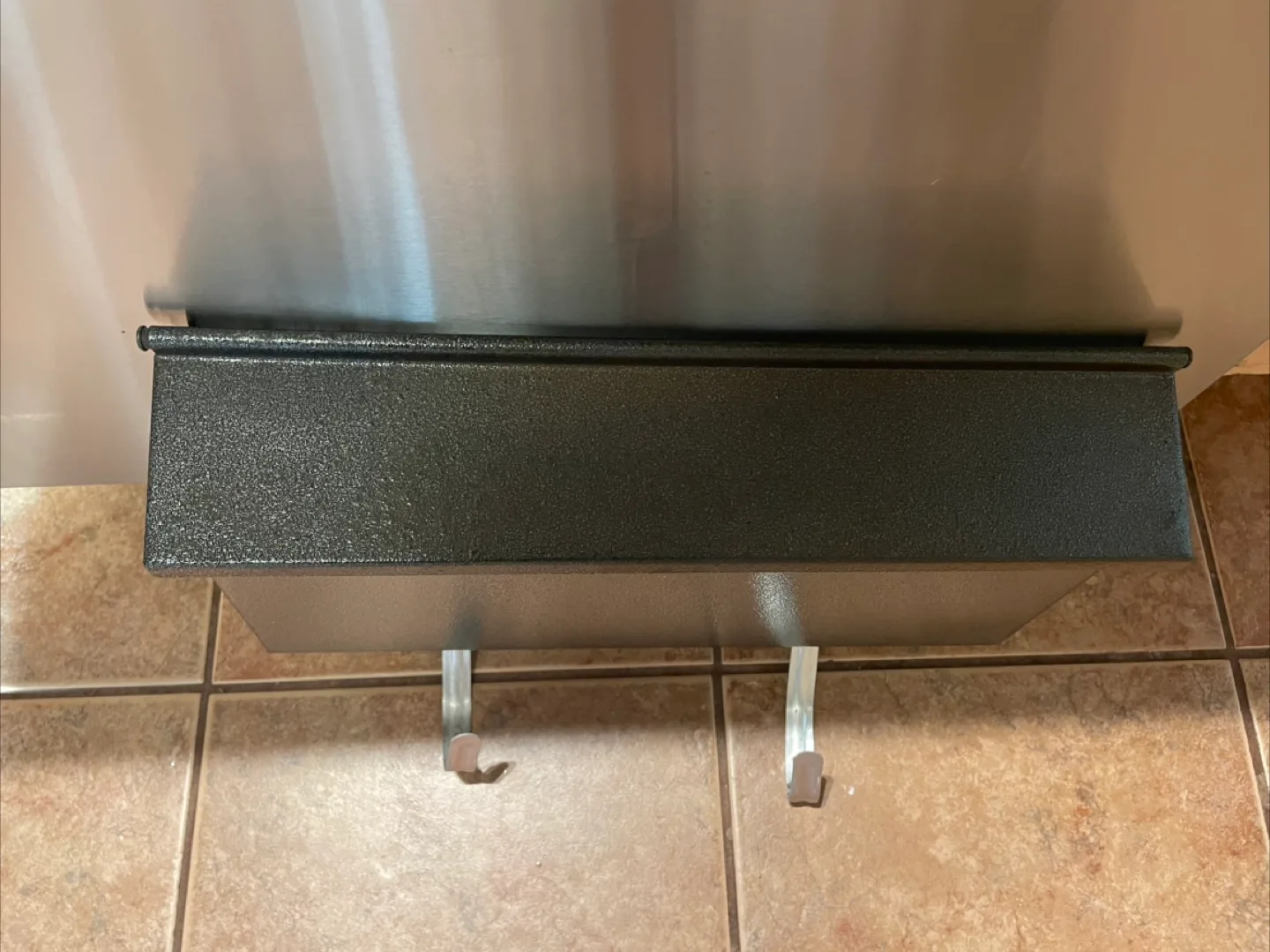 MAILBOX. BLACK. LARGE SIZE. WALL MOUNT thumbnail