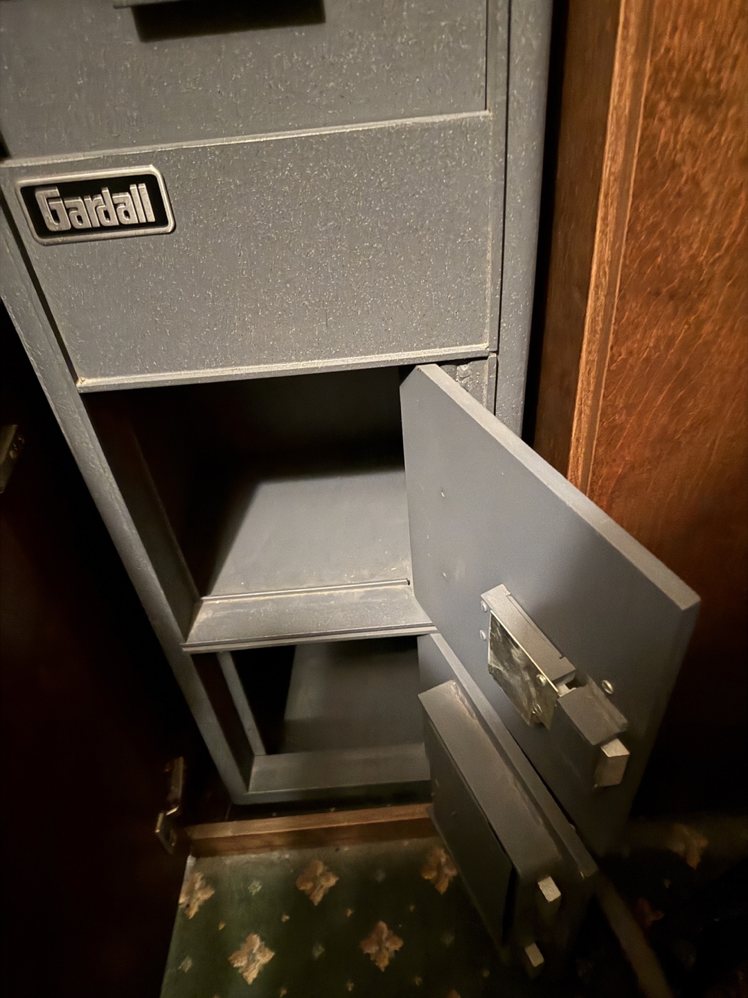 Gardall Safe - Two Compartments - photo 2