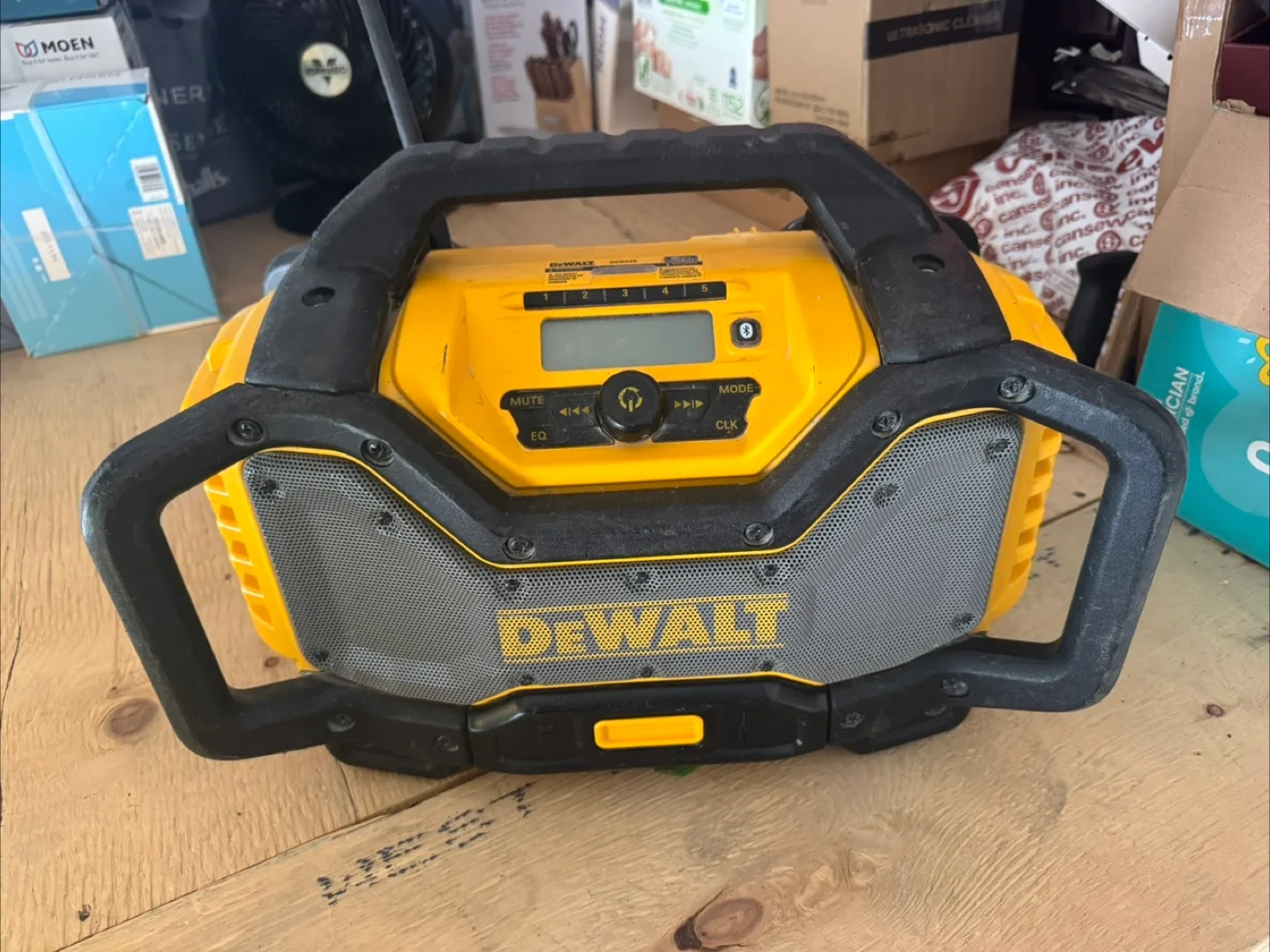 DeWalt 20V Max Bluetooth Jobsite Radio