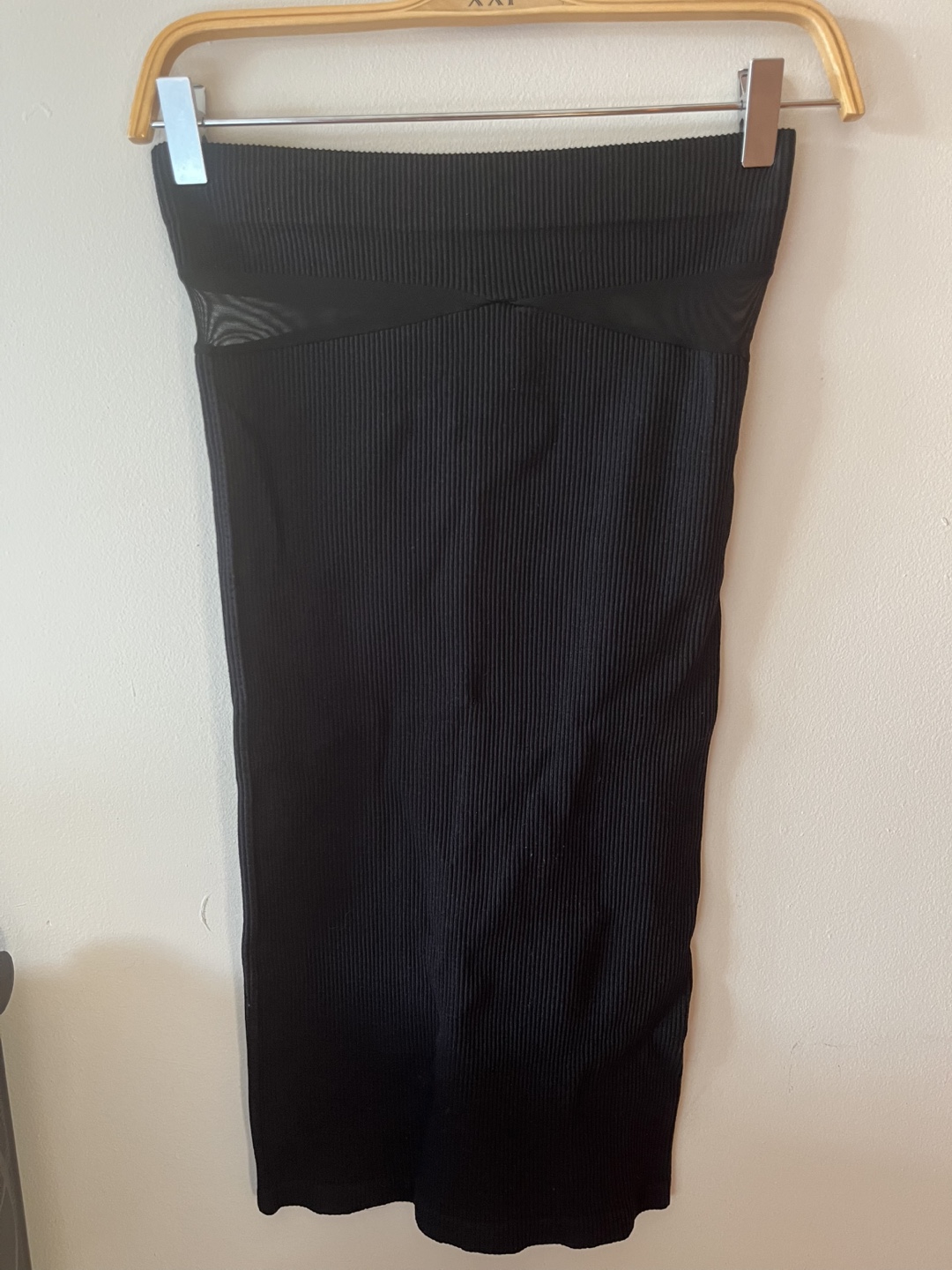 Brand New Black Ribbed Knit Midi Skirt