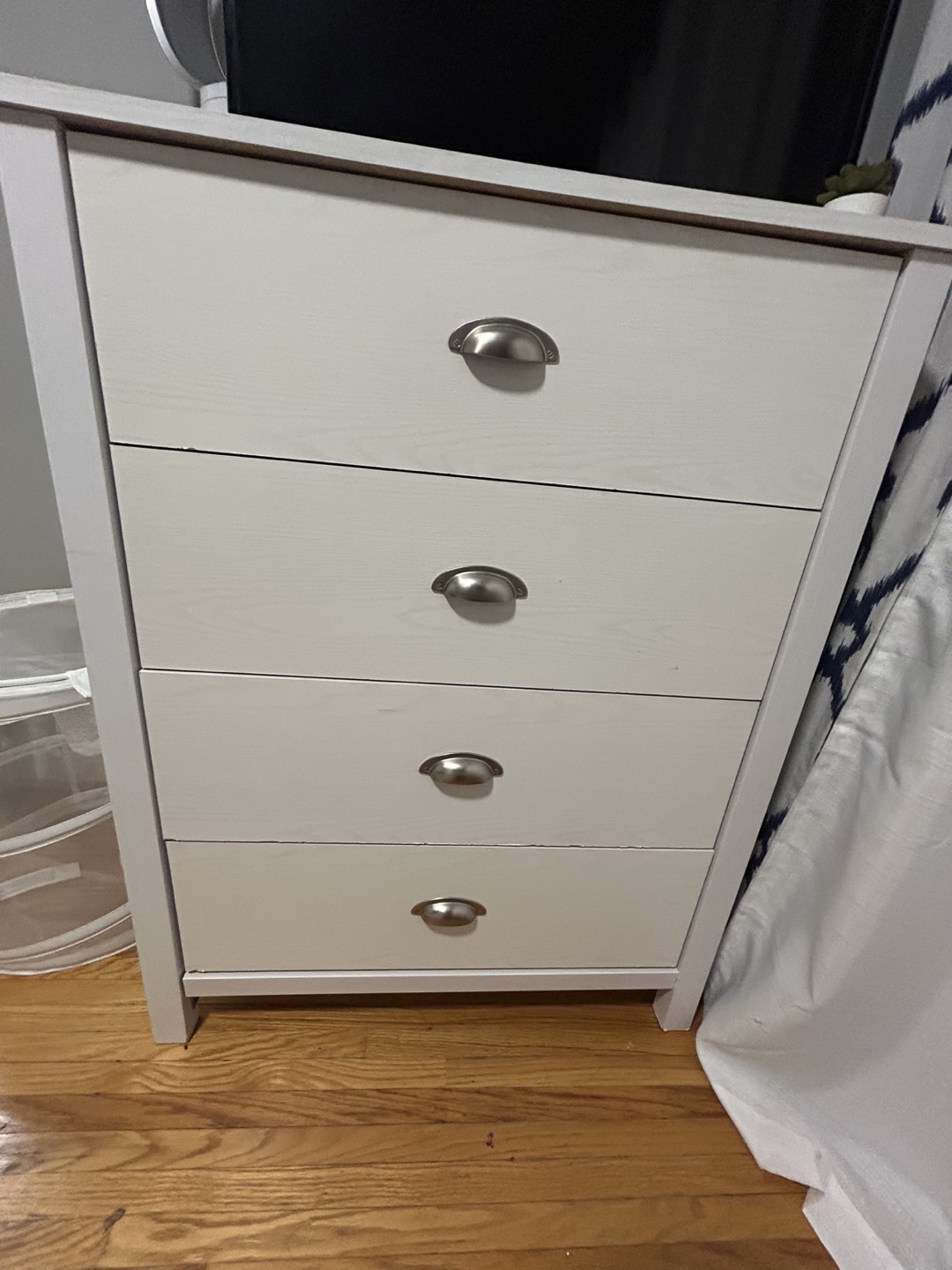 White 4-Drawer Chest of Drawers