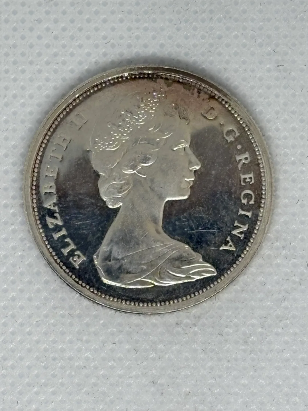 1967 Canadian 50 Cent Silver Coin - Commemorative image indicator(2)