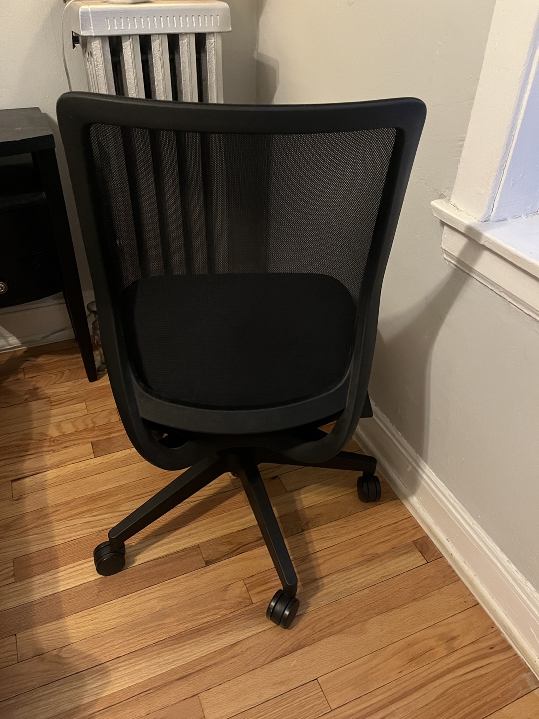 Black Mesh Office Chair - photo 3