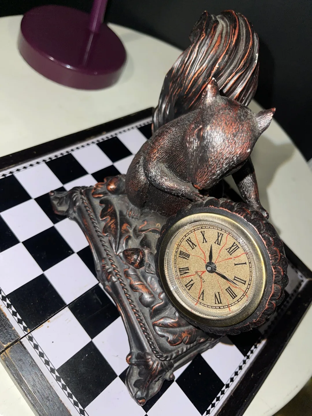 Squirrel Clock Figurine image indicator(3)