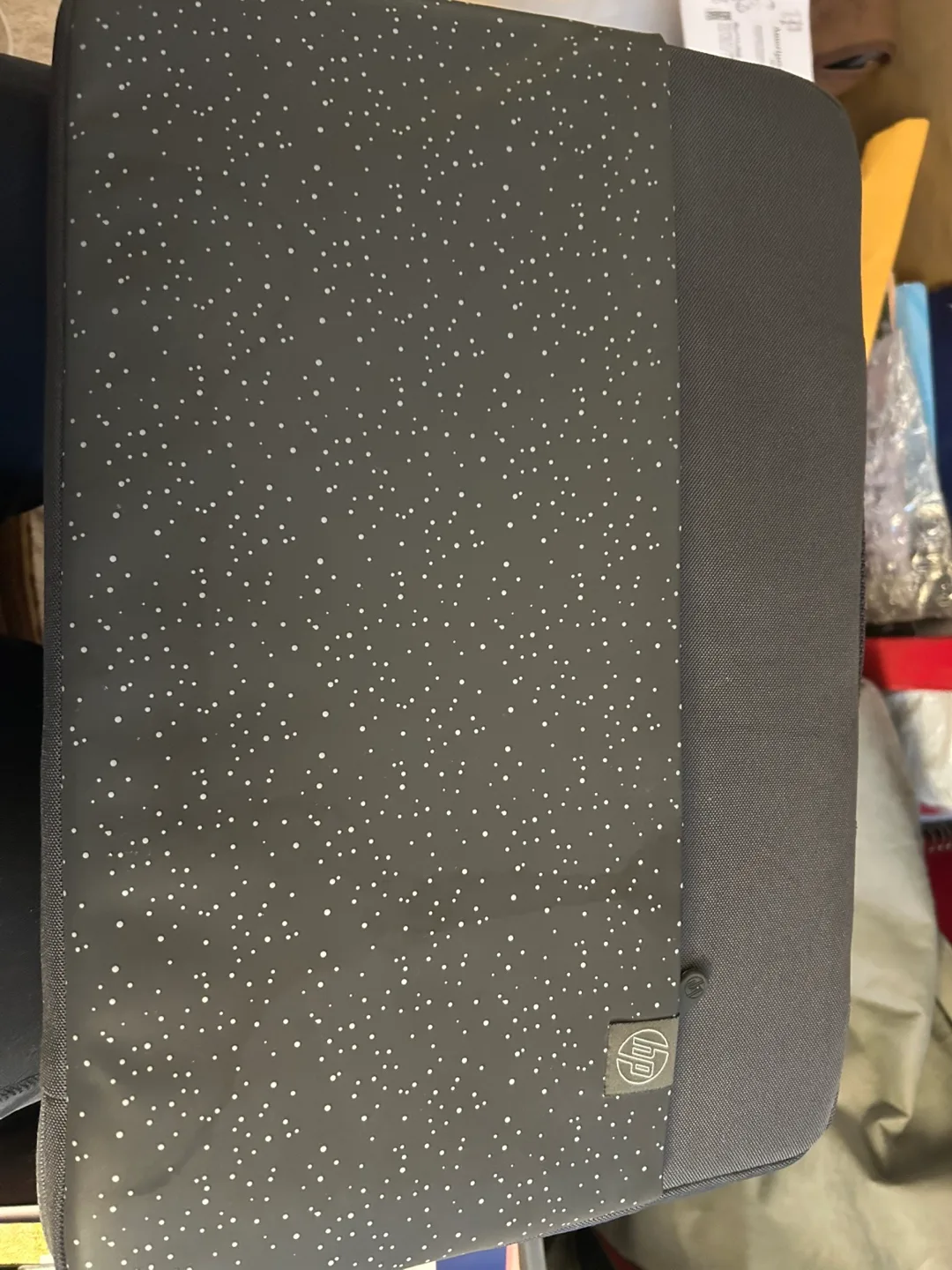 HP 15.6 inch Laptop Carry Sleeve image indicator(3)