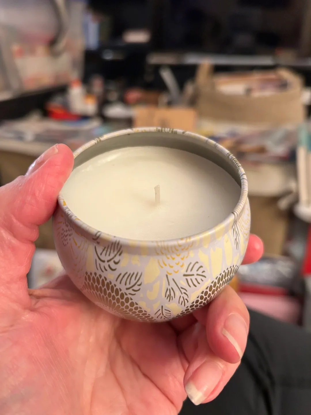 Voluspa Nissho-Soleil Mini Tin Candle image indicator(2)
