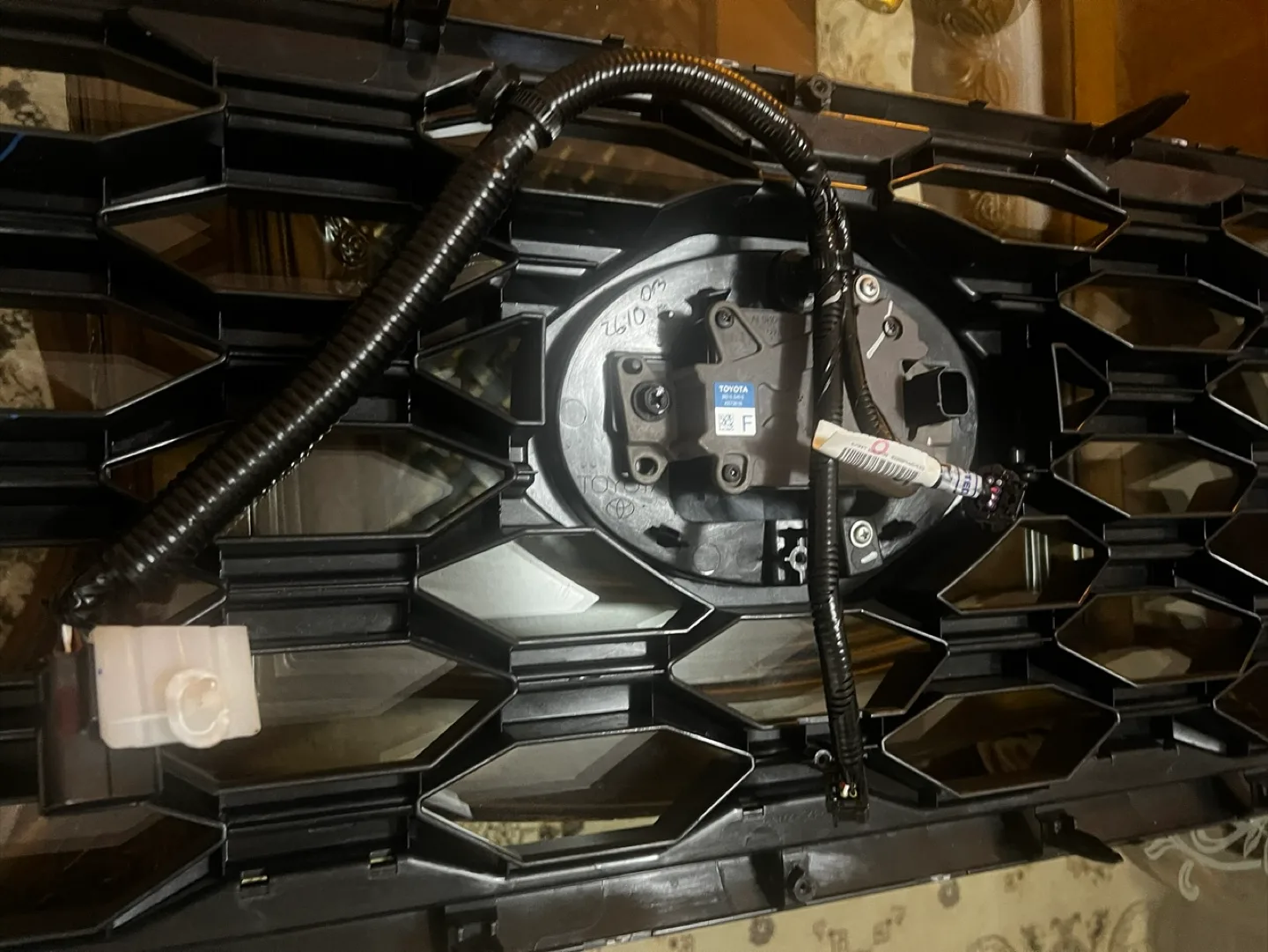 FRONT TOYOTA TACOMA GRILLE image indicator(3)