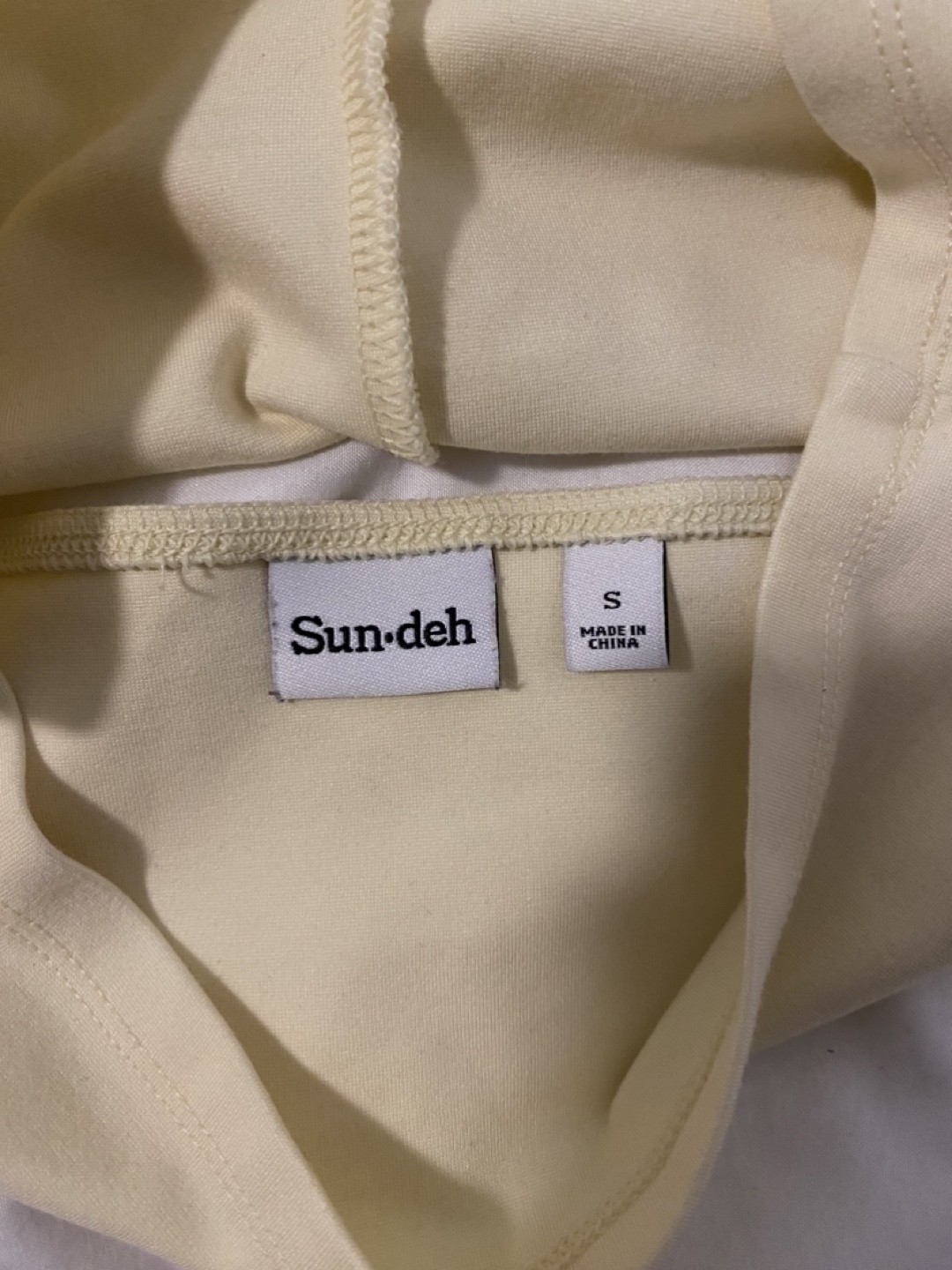 Aritzia Sun-deh Yellow Halter Neck Crop Top - Size Small - photo 2