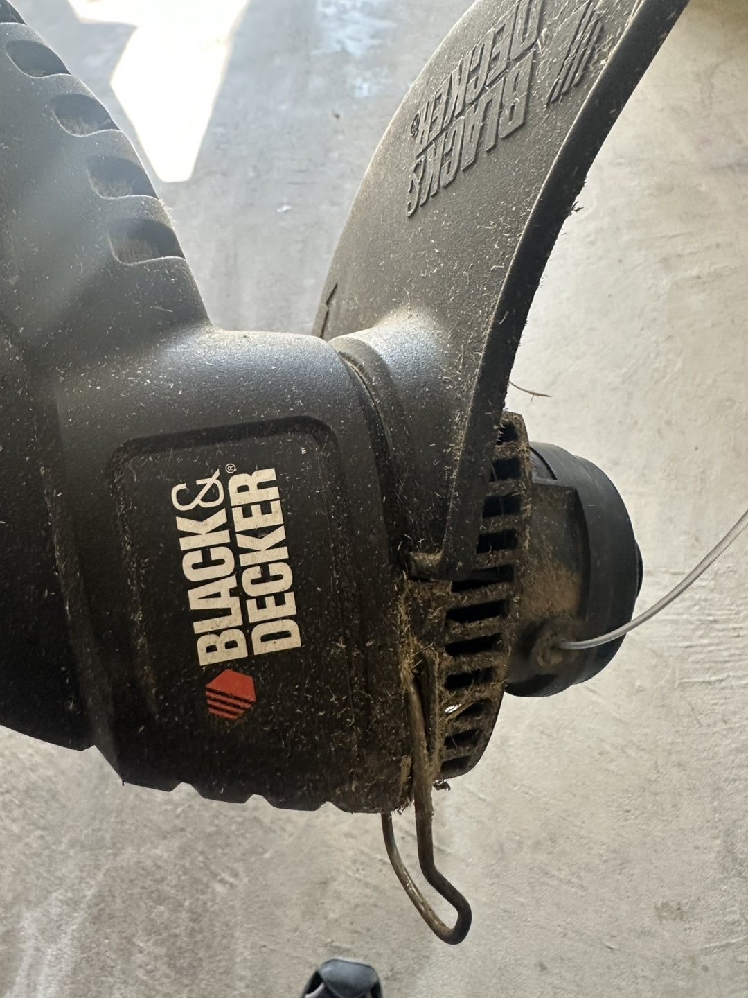 Black and Decker Trimmer - photo 2
