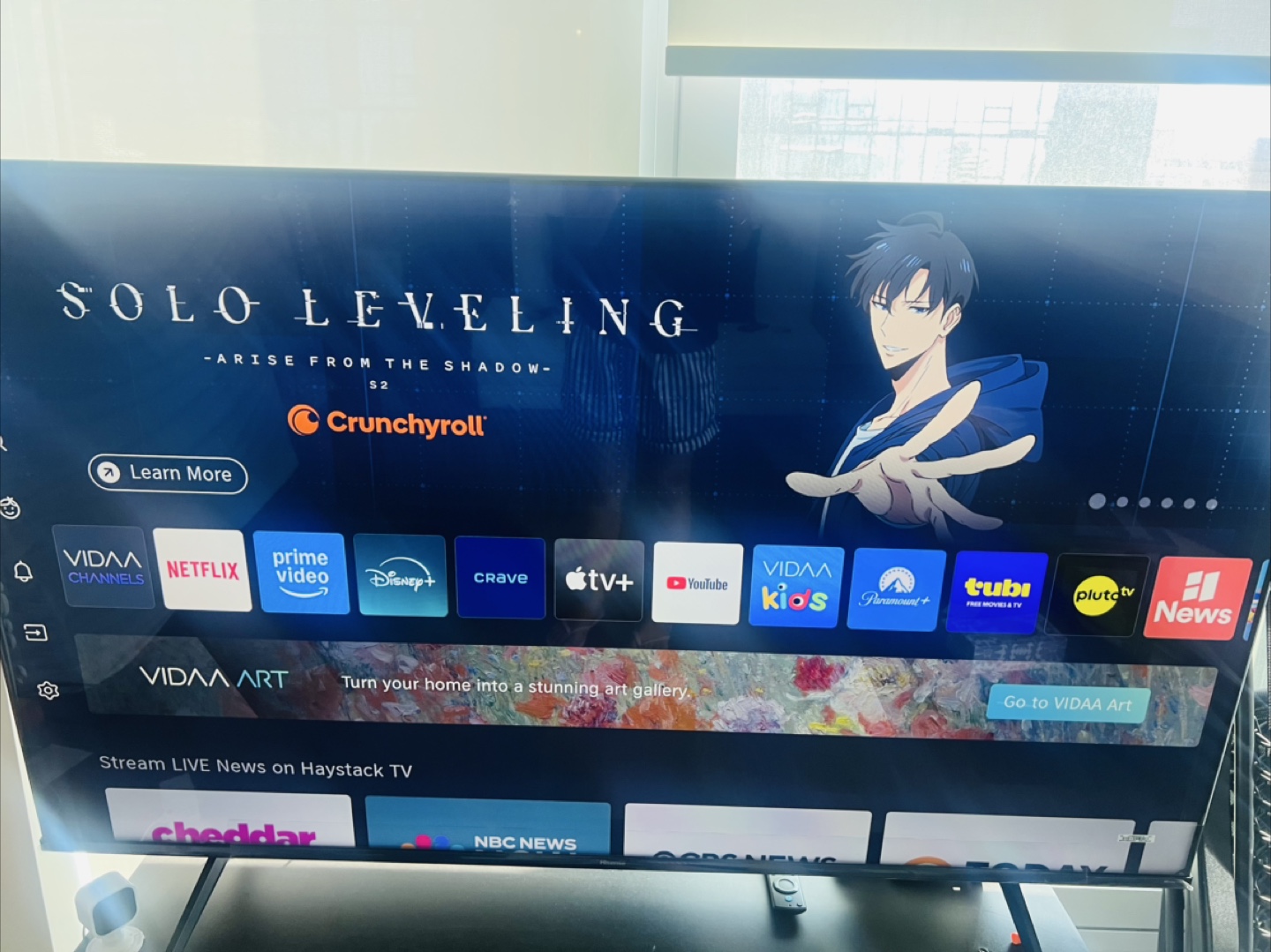 Smart TV with Streaming Apps - photo 2