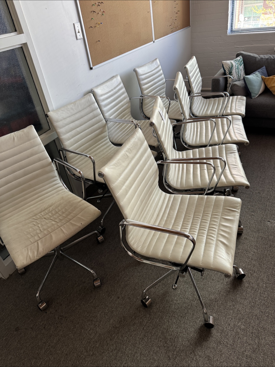 Set of 6 Off-White Leather Office Chairs