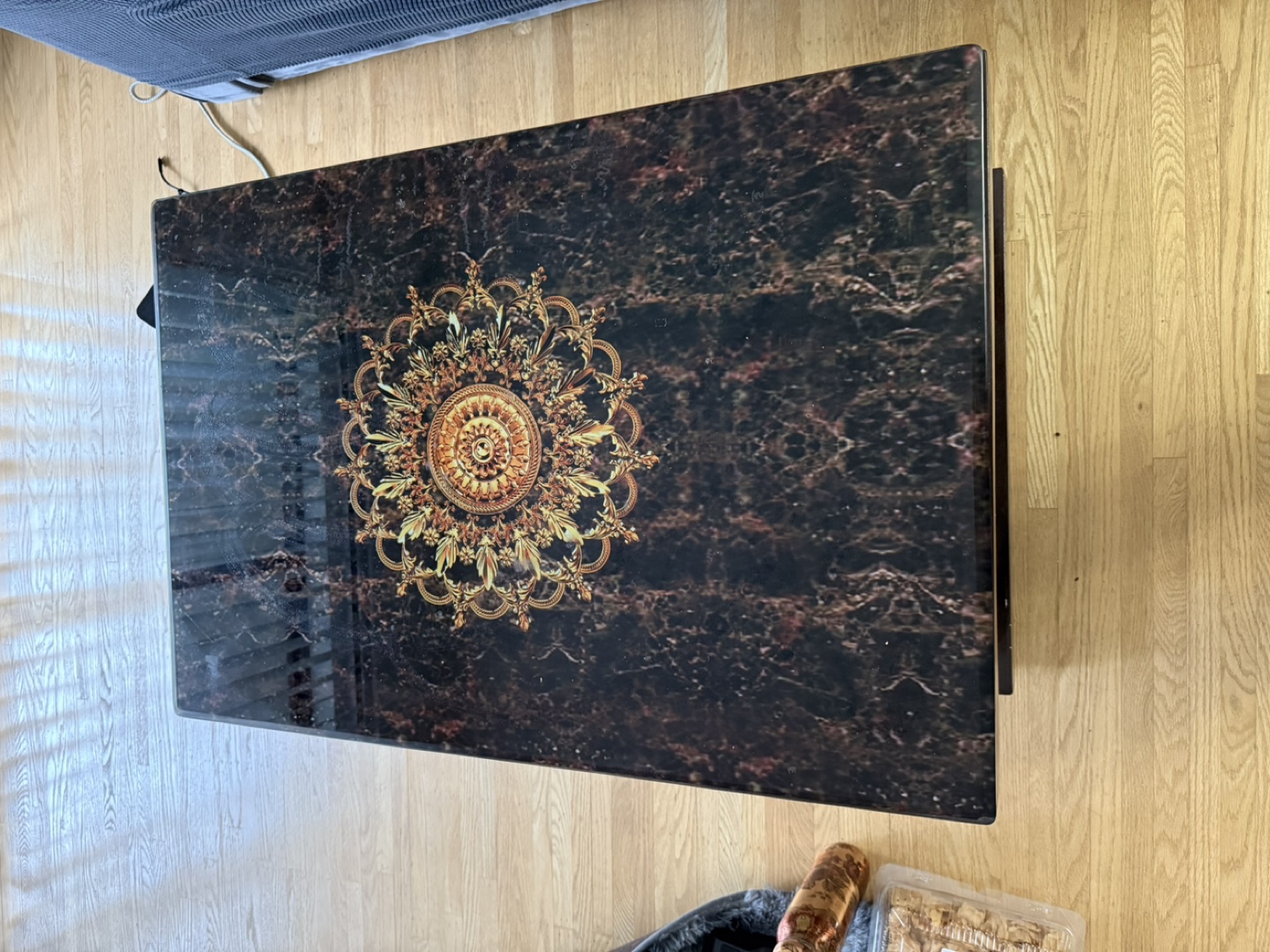 Ornate Coffee Table with glass top - photo 5
