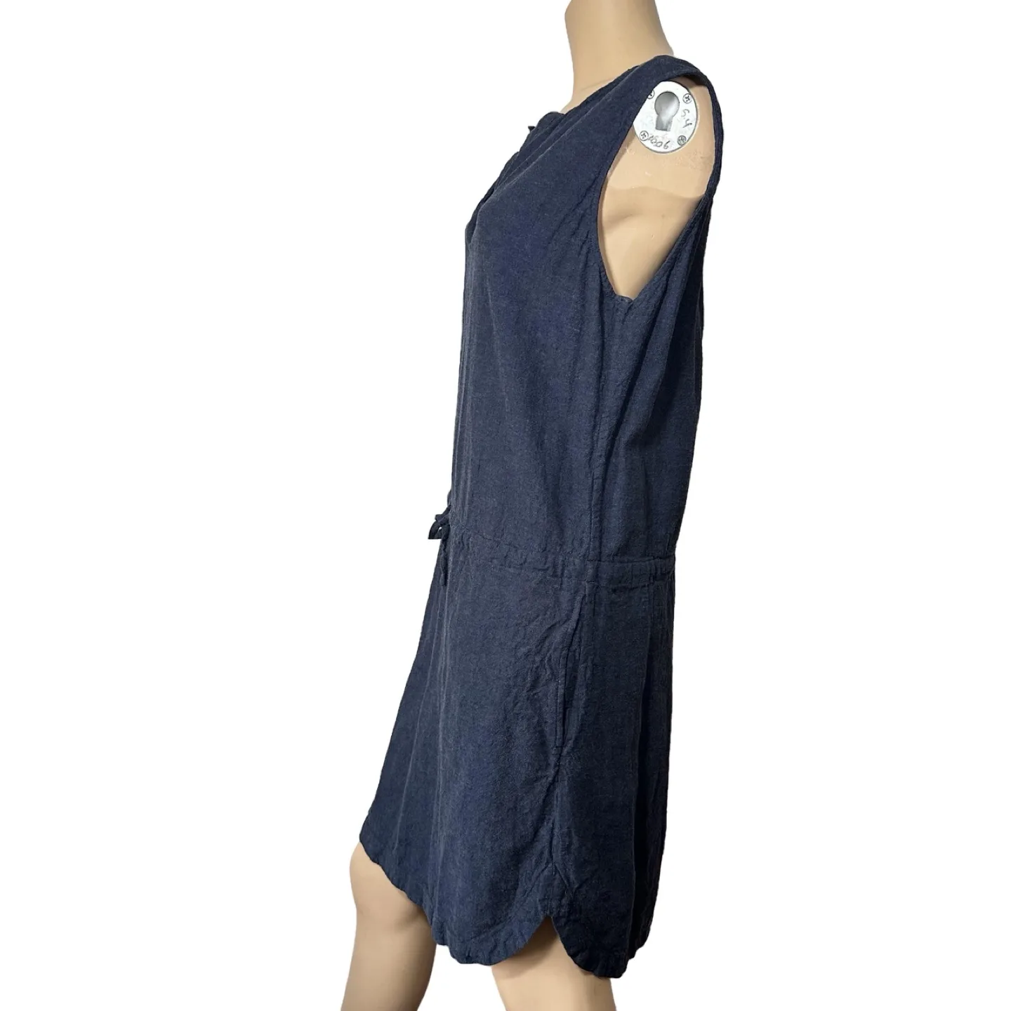 Roots Dark Blue Linen Sleeveless Dress image indicator(5)