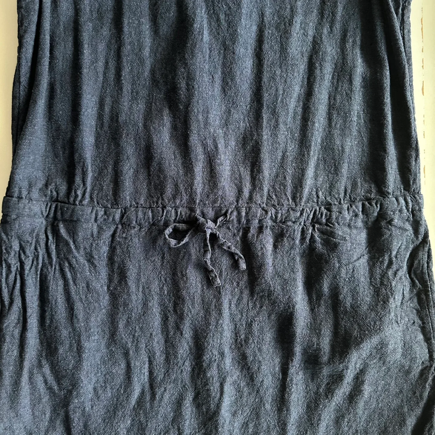 Roots Dark Blue Linen Sleeveless Dress image indicator(9)