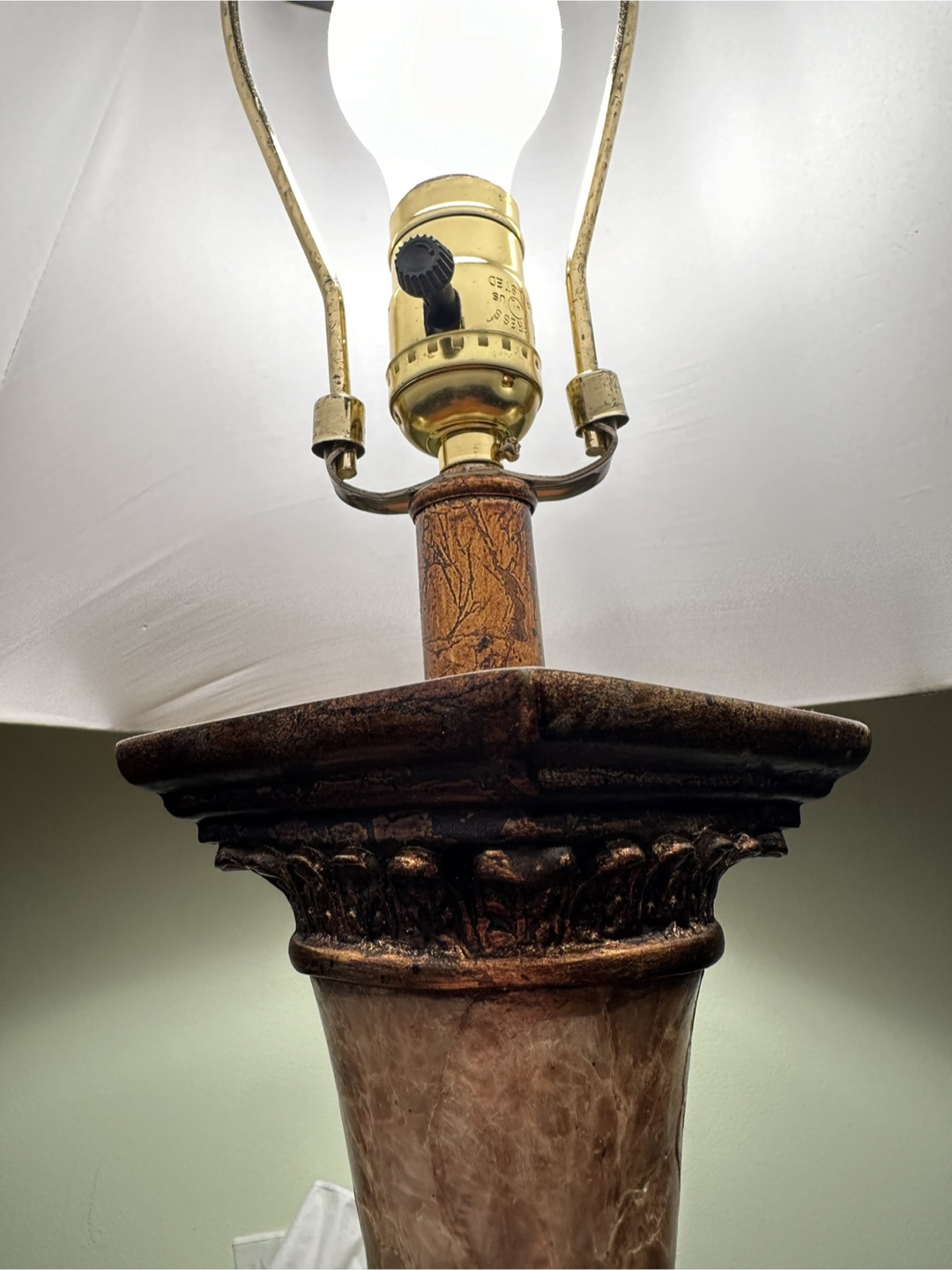 2 Matching Elegant Table Lamps with Beige Shade - photo 3
