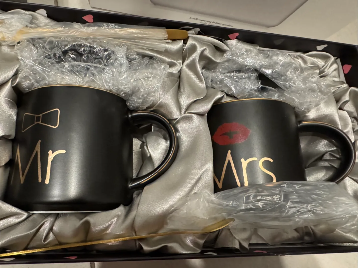 New! Vigiht Home Mr & Mrs Coffee Mugs Gift Set thumbnail