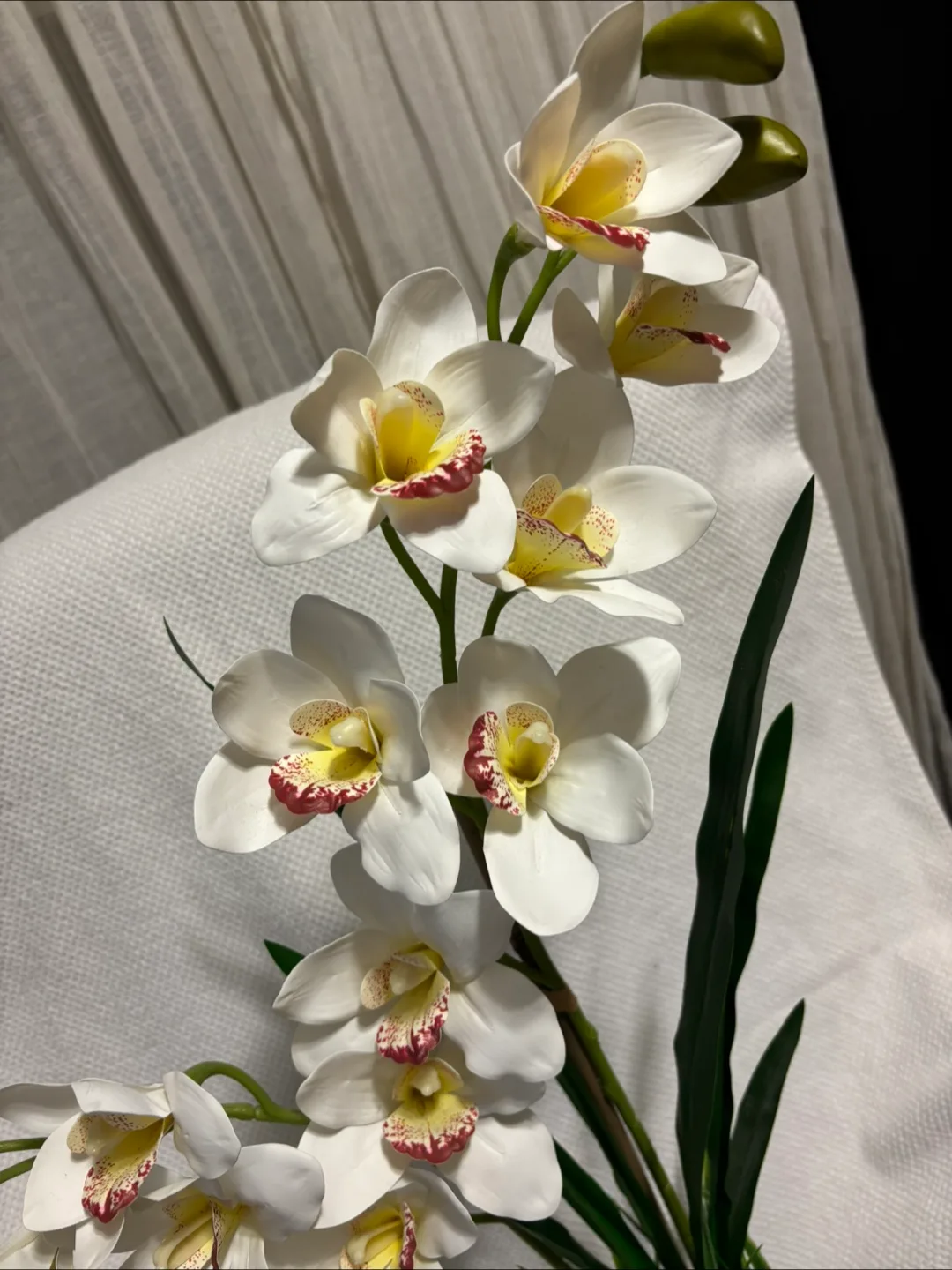 Artificial Orchid Arrangement in Decorative Pot image indicator(3)
