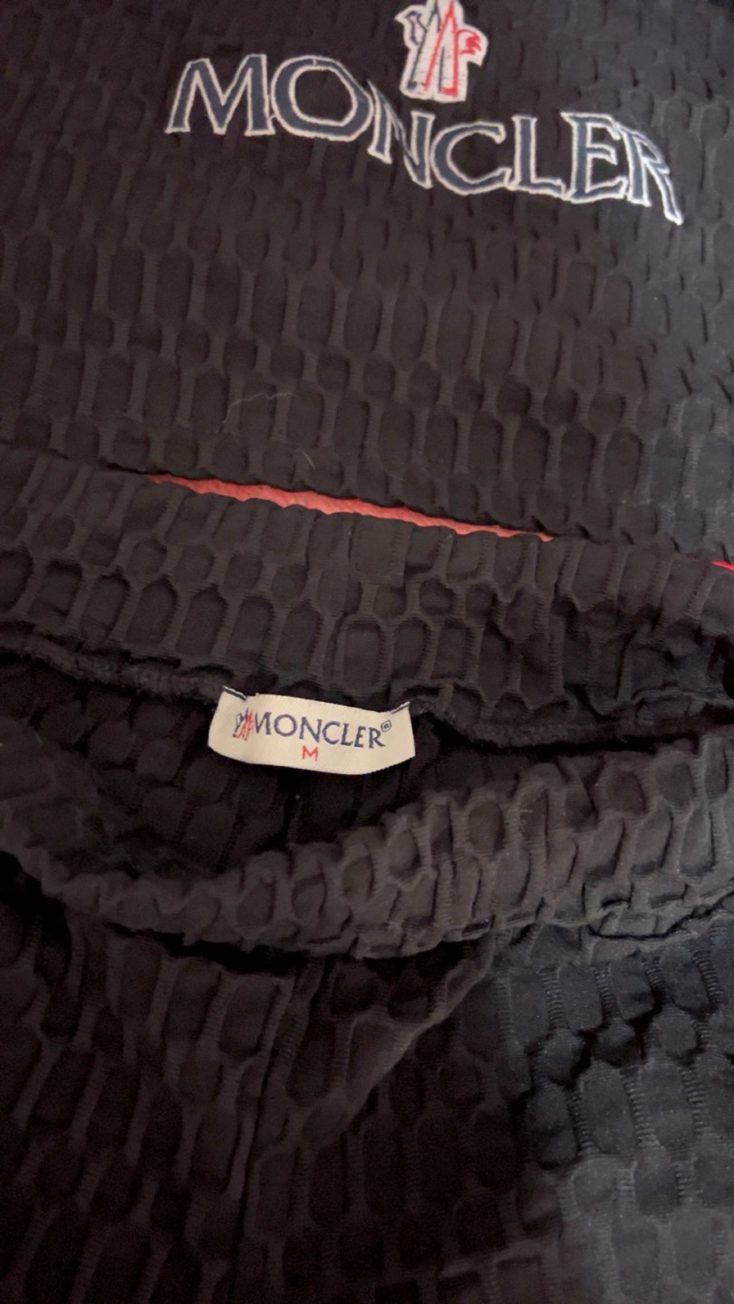 Moncler Black Two-Piece Set - Size M - photo 4