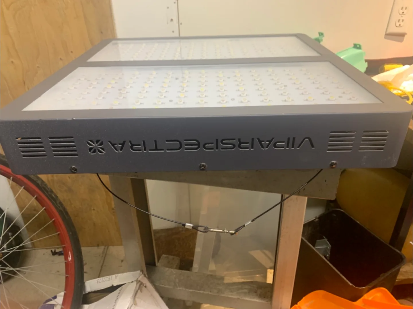 VIPARSPECTRA V200 LED Grow Light thumbnail