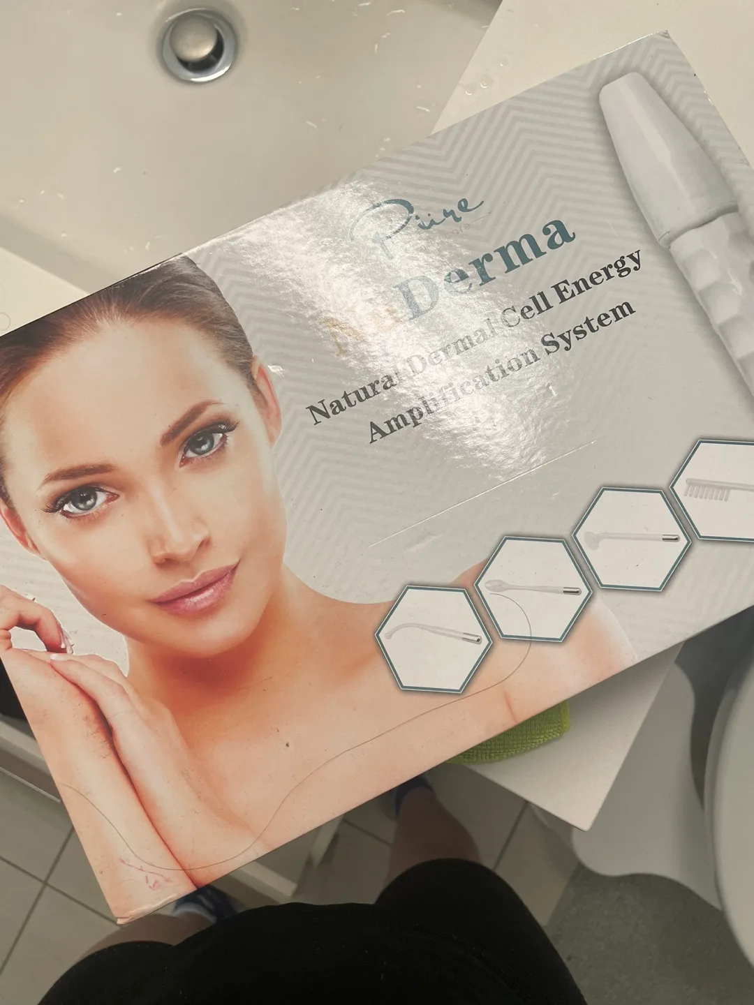 Pure NuDerma Natural Dermal Cell Energy Amplification System thumbnail