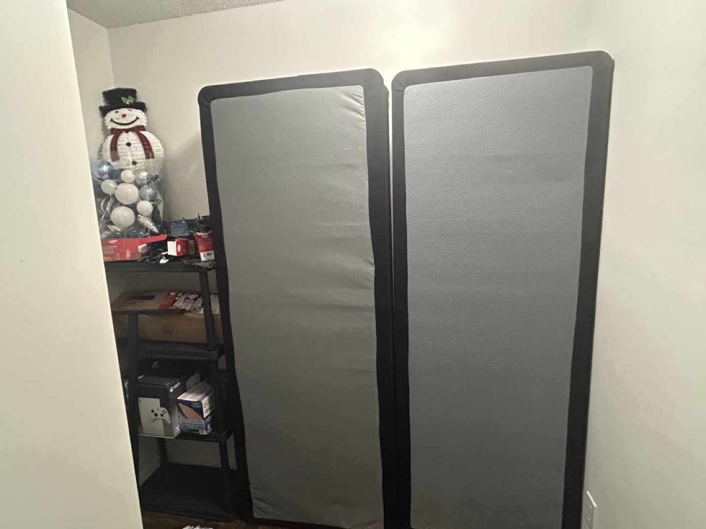 Queen Mattress and Box Spring Set - photo 3