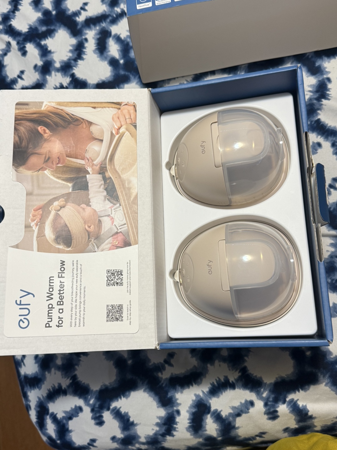 eufy Wearable Breast Pump S1 - Brand New - photo 2