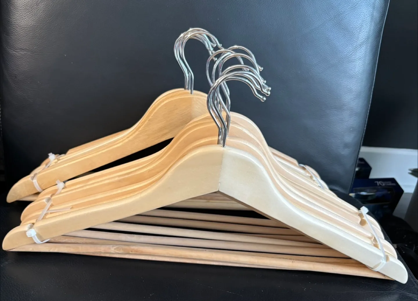 Bulk lot of clothing hangers thumbnail