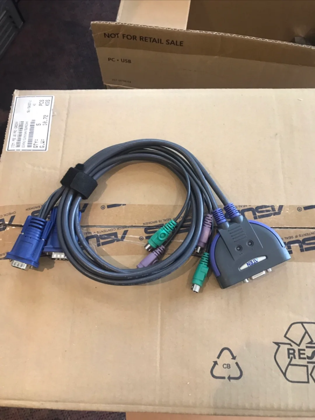 ATEN 2-Port KVM Cable thumbnail