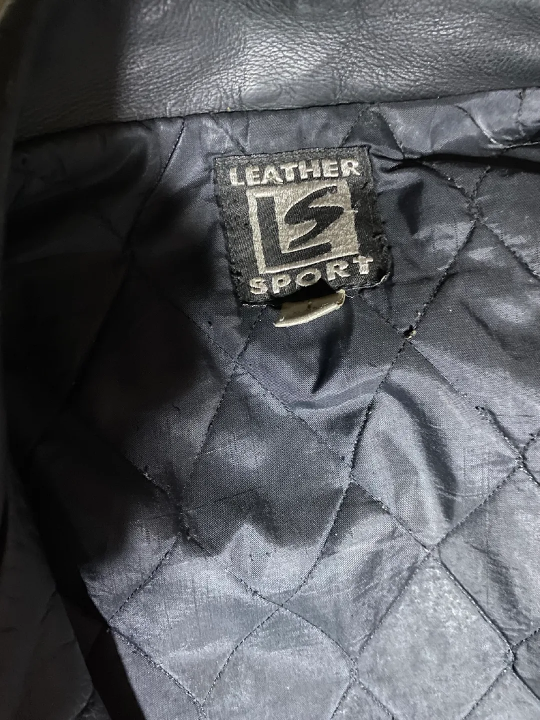 Men’s Leather Boston Bruins embossed jacket image indicator(9)