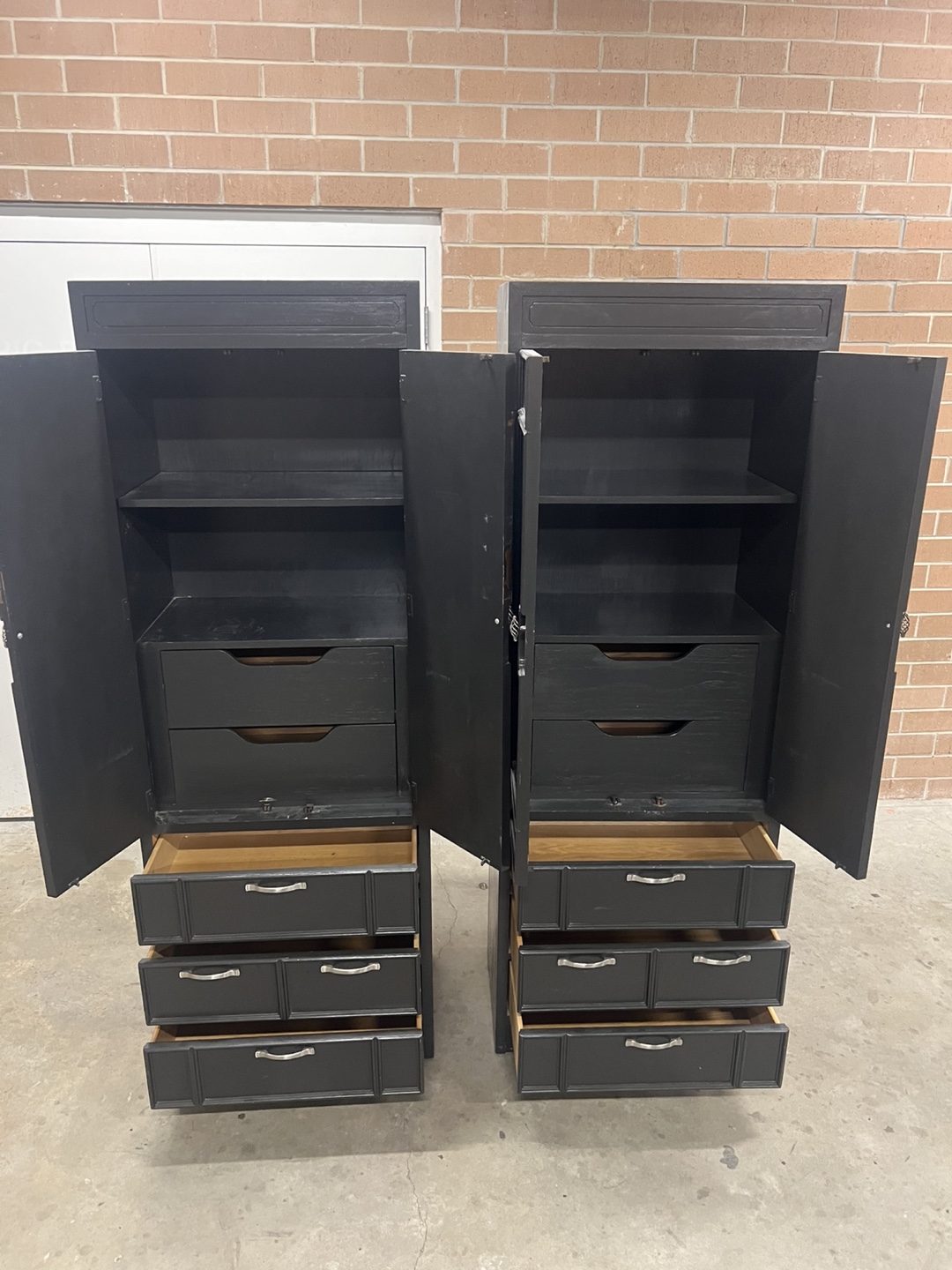 Thomasville set of 2 tall cabinets campaign style - photo 3