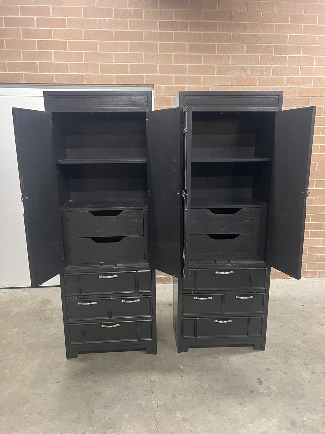 Thomasville set of 2 tall cabinets campaign style - photo 2