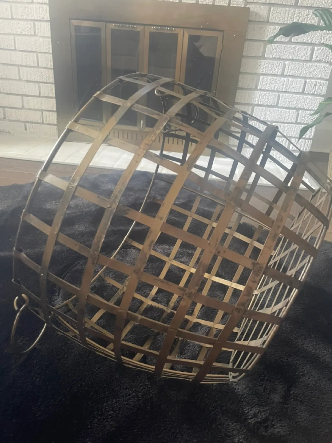 Large Metal Gold Basket image indicator(5)