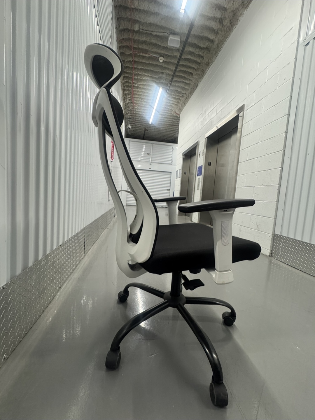 Free delivery Office Chair with Lumbar Support - photo 2