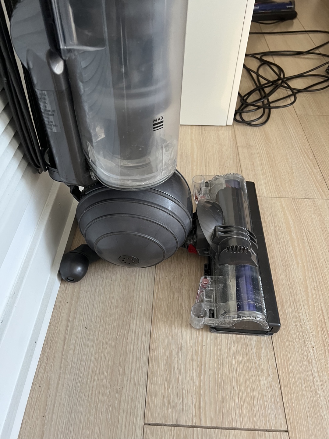 Dyson Slim Ball Multi Floor Vacuum Cleaner - photo 2