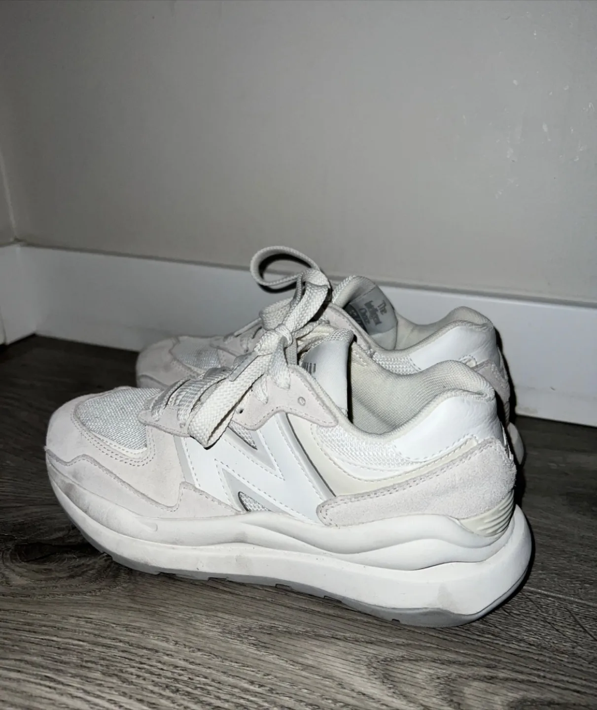 New Balance 5740 Sneakers - Women's Size 7 image indicator(2)