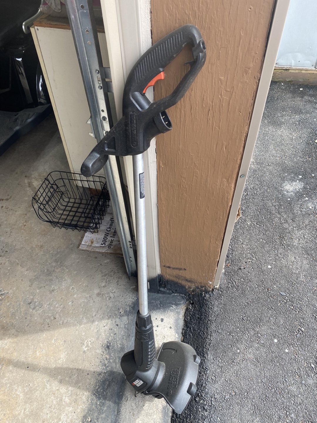 Black & Decker Electric String Trimmer