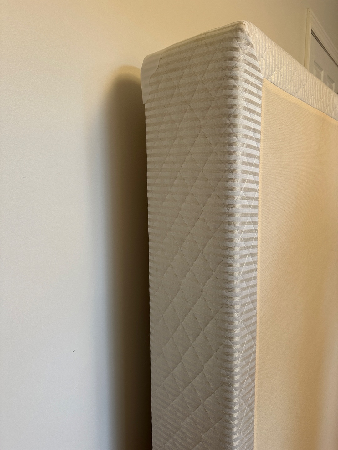 Queen Size Bed Box - photo 2