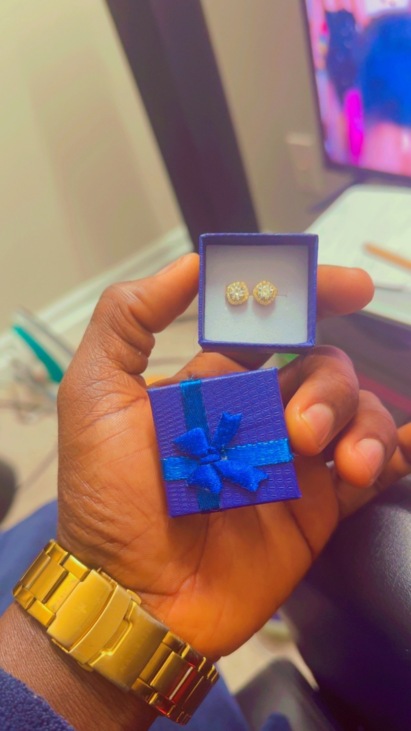 18k gold earrings