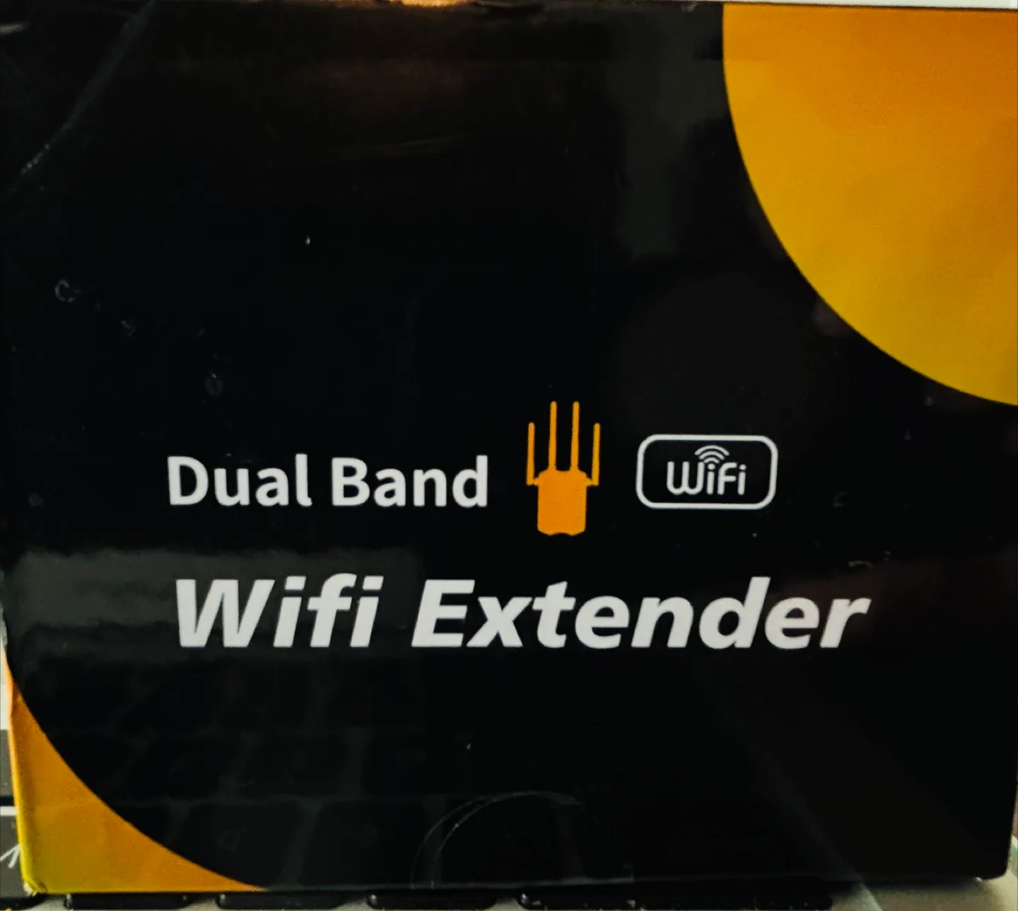 Dual Band Wifi Extender with 4 Antennas image indicator(2)