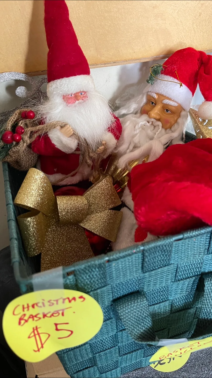 Christmas Decorations Basket - Ornaments & More! thumbnail