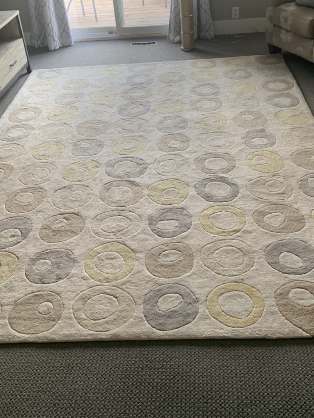 Large Abstract Circle Pattern Area Rug - photo 2